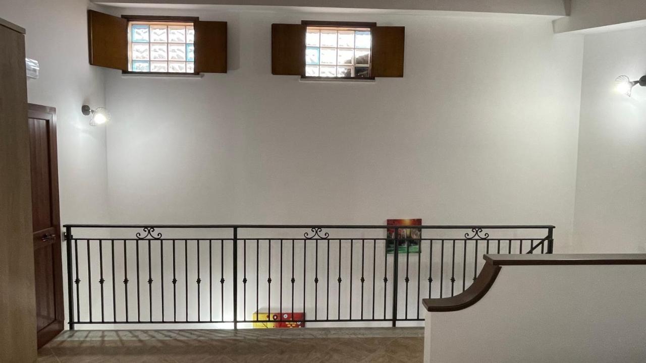 Casa Vacanze Antico Cortile Delle Palme Villa Villagrazia Di Carini Exteriör bild